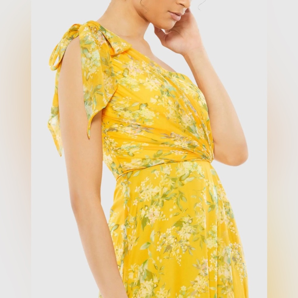 IEENA FOR MAC DUGGAL
Yellow Floral One Shoulder Bow Maxi Dress - Picture 2 of 6